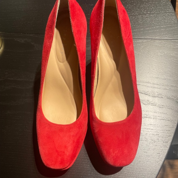 Red suede platform heels - Picture 4 of 4